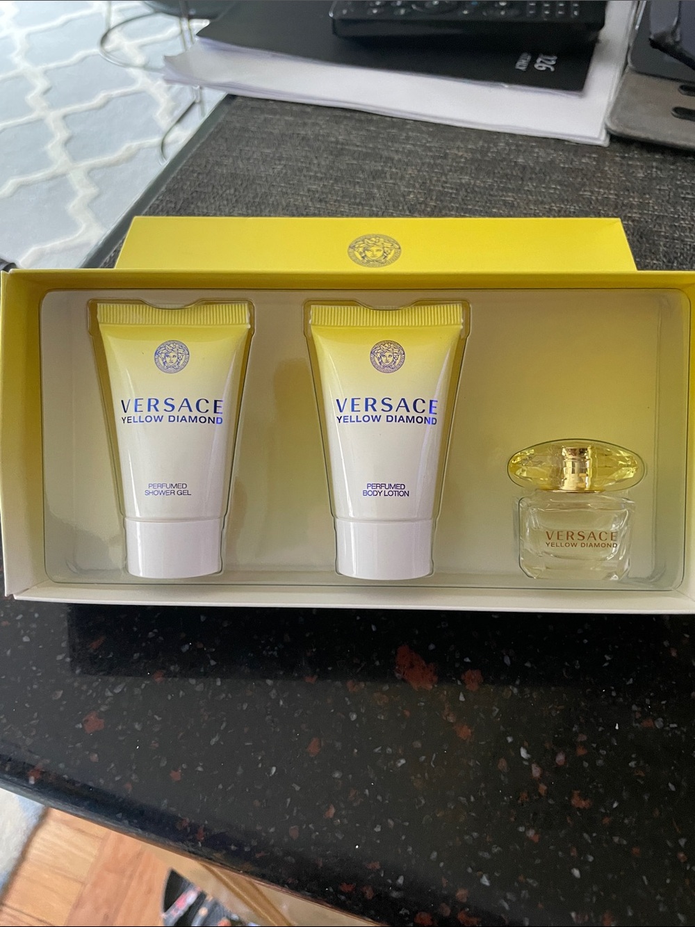 Versace Yellow Diamond Gift Set - Yellow & Gold Accents